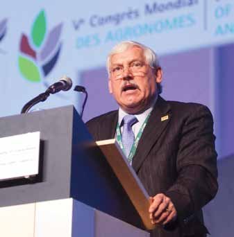World Congress of Agronomists & Agrologists - Dr. Villalobos addresses the Congress on “The Food Crisis in the World: Can the Americas Offer Solutions?”